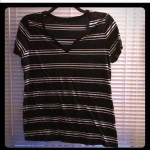 Target black and white t